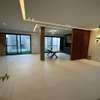 Villa neuve  R+2 à vendre Almadies thumb 6