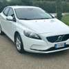 Volvo v40 thumb 1