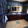 DEUX VILLAS PIEDS DANS L'EAU A SALY thumb 7
