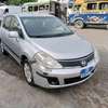 Nissan versa essence manille 2010 thumb 6
