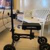Trottinette Médicale Orthopédique Genou COSYWILL Quasi Neuf thumb 2