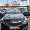 Hyundai Grandeur Berline  4 portes noire performance thumb 3