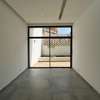 F4 d e225 m² à vendre sur la corniche thumb 8