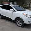 Hyundai ix35 SUV compact blanc automatique thumb 2