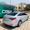 Hyundai sonata thumb 3