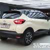 Renault capture 2015 thumb 2