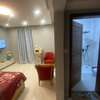 Chambre sdb avec spot lumineux meublee thumb 8