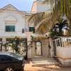 Grande maison avec piscine à louer aux Almadies thumb 2