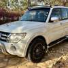Mitsubishi Pajero GLS 3.5L V6 thumb 0