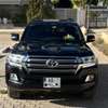 TOYOTA LAND CRUISER VX-R V8 thumb 0
