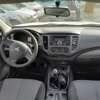 Mitsubishi l200 2018 thumb 8