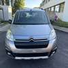 Citroen berlingo 2017 essence manuelle thumb 0