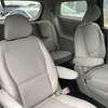 kia sedona 2018  7 places thumb 5