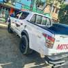 Mitsubishi L200 tout-terrain 2018 thumb 7