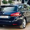 Peugeot 308 2017 thumb 6