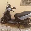 Kymco Agility 150cc noir bleu scooter urbain thumb 2