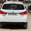 Mitsubishi OUTLANDER thumb 4