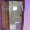 Bel Appartement F4 a louer au Point E thumb 5