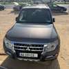 Mitsubishi pagero thumb 3