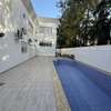 Grande maison a louer aux Almadies thumb 1