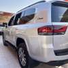 Toyota land cruiser VX thumb 3