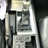 Toyota land cruiser VX thumb 6