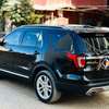 Location Ford Explorer thumb 1