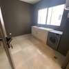 Appartement f4 à louer au point e thumb 3