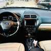 Location Ford Explorer thumb 12