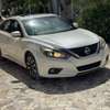 Nissan Altima thumb 0