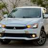 2017 Mitsubishi Outlander thumb 2