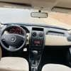 Renault Duster 2017 thumb 11