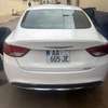 Chrysler 200 thumb 5