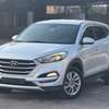 Hyundia Tucson thumb 2