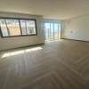 Duplex de 408 m2 vide thumb 8