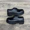 CHAUSSURES POUR HOMME ET FEMMES thumb 3