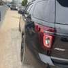 Location Ford Explorer thumb 6