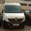 Renault Master utilitaire blanc robuste et spacieux thumb 0