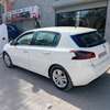 Peugeot 308 diesel manuel thumb 1