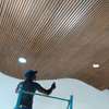 Faux plafond en bois thumb 9