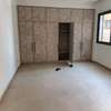 Appartement f4 à louer thumb 12