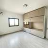 POINT E : Appartement à louer – 3 chambres – 2HM thumb 3