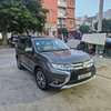 Mitsubishi outlander 7 places thumb 0