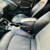 Hyundai tucson thumb 2