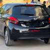 Peugeot 208 2016 thumb 6