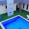 VILLA MEUBLE AVEC PISCINE A SAINT LOUIS thumb 8
