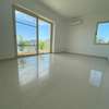 À vendre corniche Ouakan F4 vue mer 3 chambres thumb 4