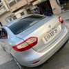 Renault fluence 2012 thumb 2