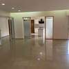 Appartement F4 au Point E thumb 5