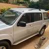 Ford Everest 4X4 à louer thumb 6